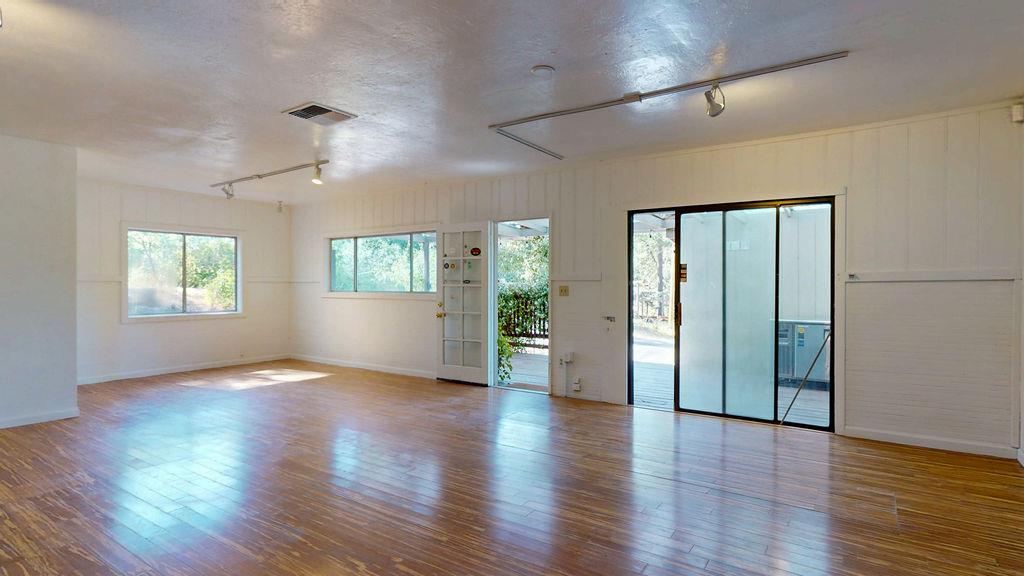 Detail Gallery Image 4 of 49 For 15386 Little Valley Rd, Grass Valley,  CA 95949 - – Beds | – Baths