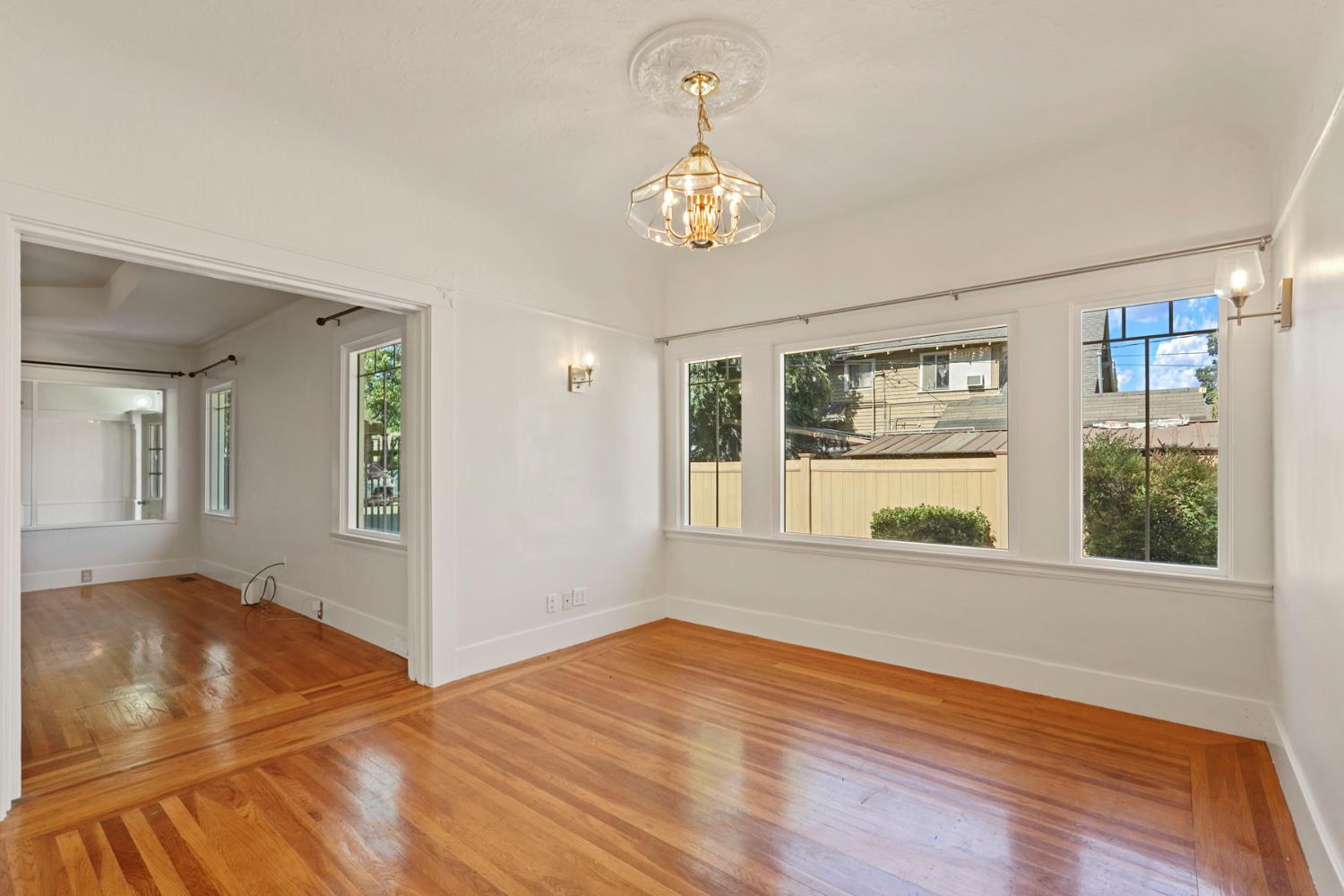 Detail Gallery Image 10 of 42 For 720 W Flora St, Stockton,  CA 95203 - 2 Beds | 1 Baths