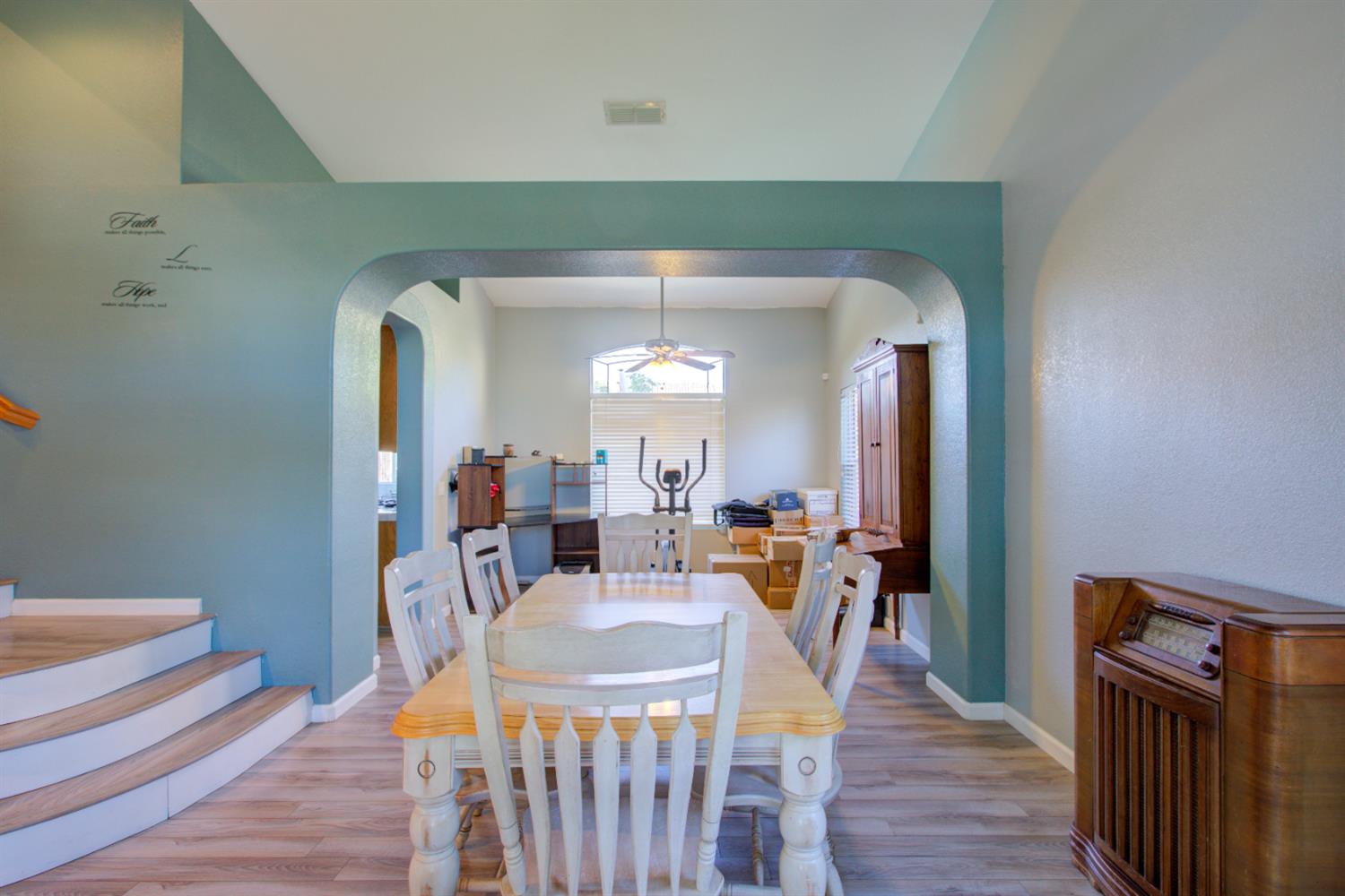 Detail Gallery Image 20 of 56 For 1166 Labrador Ct, Newman,  CA 95360 - 4 Beds | 3 Baths