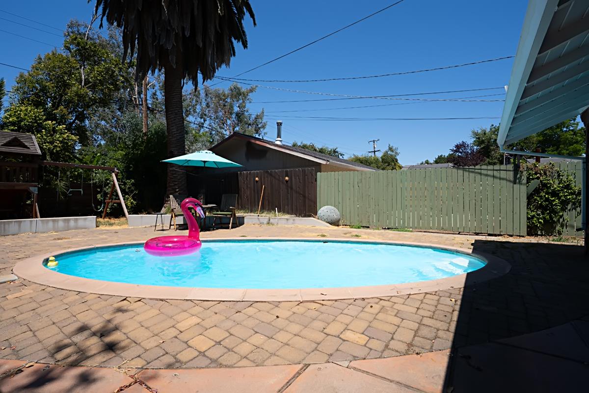 Detail Gallery Image 30 of 38 For 1705 Lucerne Ave, Stockton,  CA 95203 - 3 Beds | 2 Baths