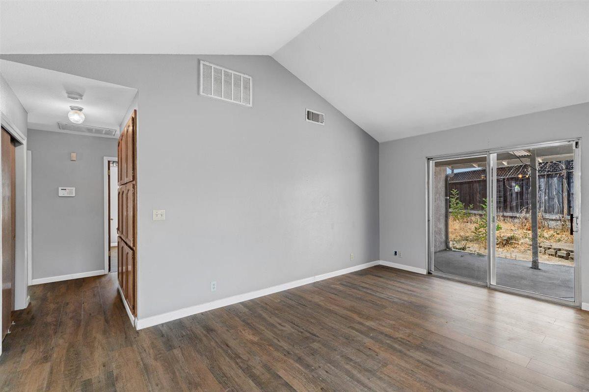 Detail Gallery Image 23 of 44 For 1805 Stone Cress, Ceres,  CA 95307 - 3 Beds | 2 Baths