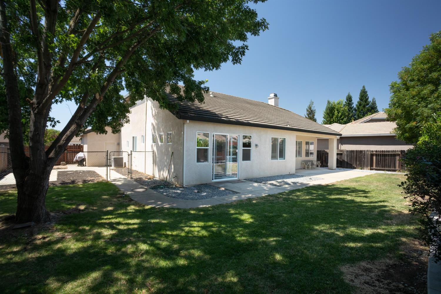 Detail Gallery Image 54 of 62 For 1871 Malkit Ct, Yuba City,  CA 95993 - 3 Beds | 2 Baths