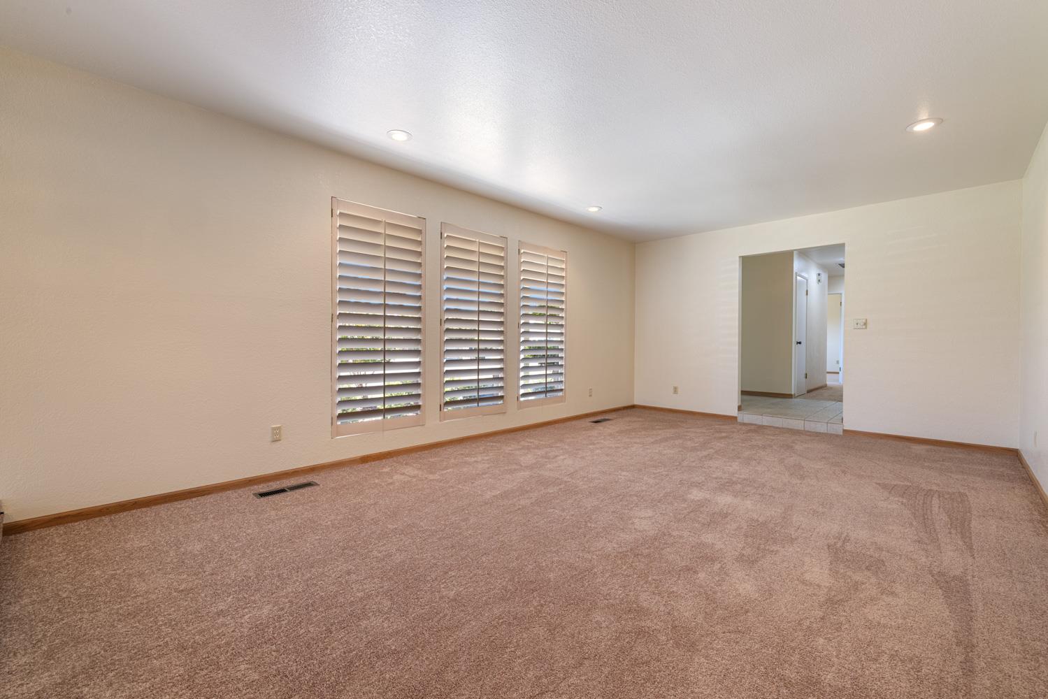 Meadowood Drive, Modesto, California image 5