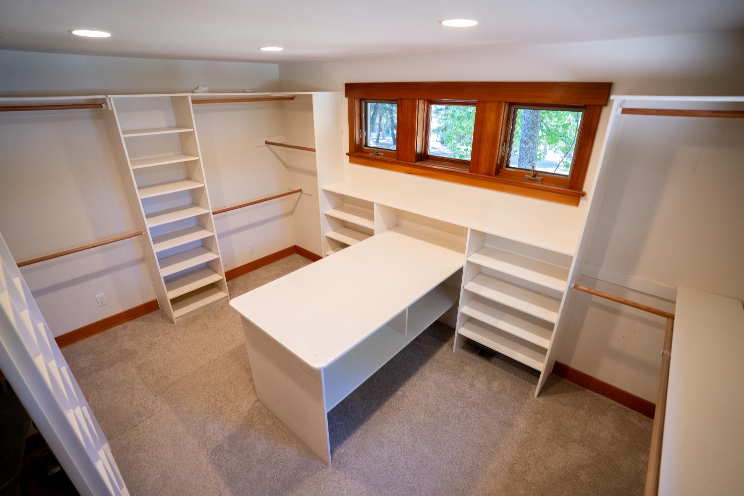 Detail Gallery Image 10 of 74 For 10952 Northcote Pl, Nevada City,  CA 95959 - 4 Beds | 3/1 Baths