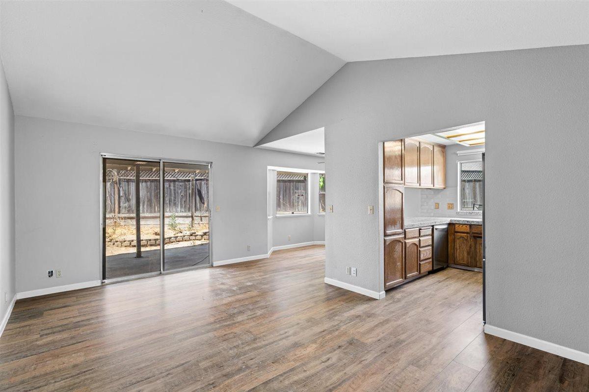 Detail Gallery Image 13 of 44 For 1805 Stone Cress, Ceres,  CA 95307 - 3 Beds | 2 Baths