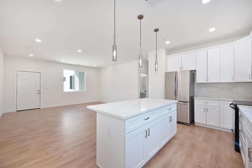 Detail Gallery Image 34 of 68 For 9431 Erwin Ave, Orangevale,  CA 95662 - – Beds | – Baths