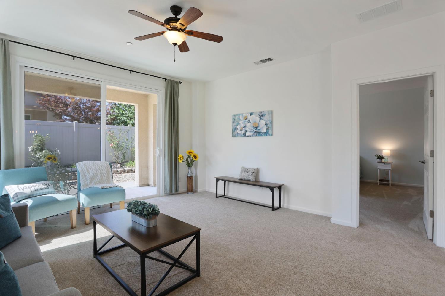Detail Gallery Image 13 of 40 For 1266 Shady Pines, Manteca,  CA 95336 - 3 Beds | 2 Baths