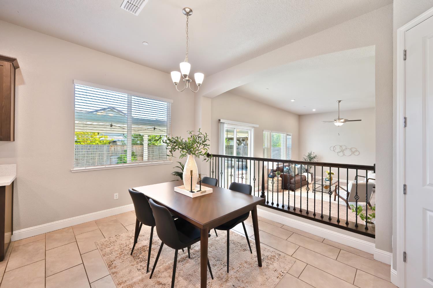 Detail Gallery Image 19 of 70 For 3021 Violet St #172,  Lodi,  CA 95242 - 5 Beds | 3 Baths