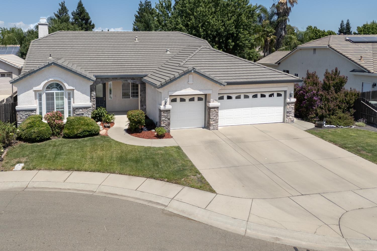 Detail Gallery Image 9 of 62 For 1871 Malkit Ct, Yuba City,  CA 95993 - 3 Beds | 2 Baths
