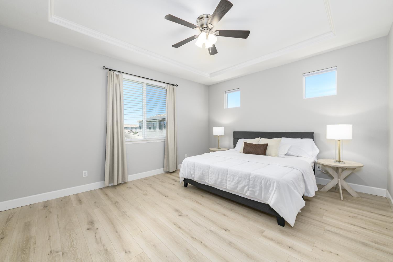 Detail Gallery Image 11 of 26 For 1522 Harry Lorenzo Ave, Woodland,  CA 95776 - 3 Beds | 2/1 Baths