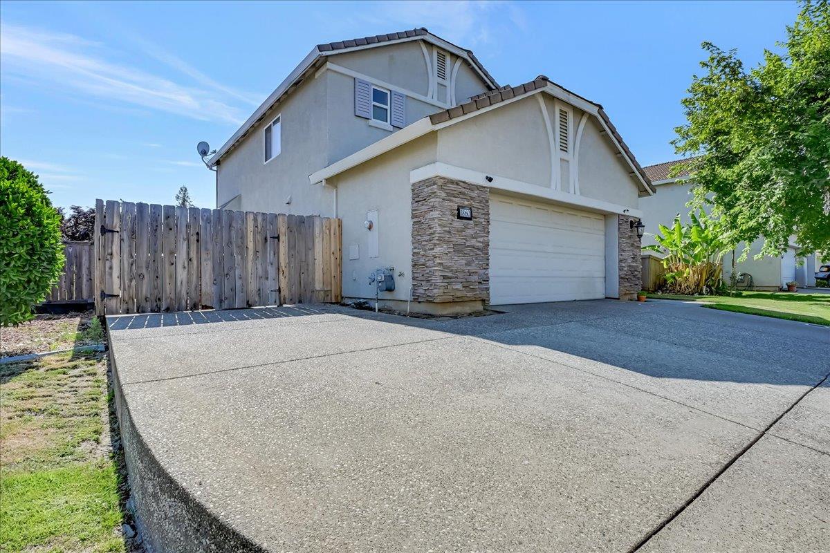 Detail Gallery Image 2 of 38 For 1860 Nevada St, Gridley,  CA 95948 - 4 Beds | 3 Baths