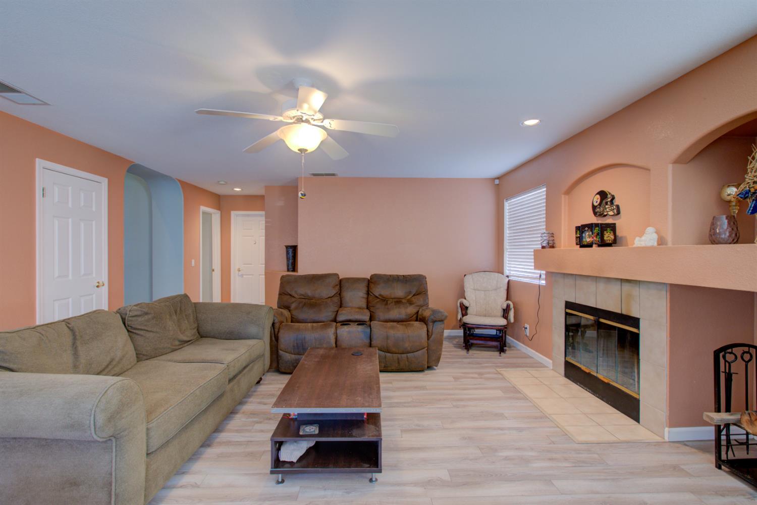 Detail Gallery Image 26 of 56 For 1166 Labrador Ct, Newman,  CA 95360 - 4 Beds | 3 Baths