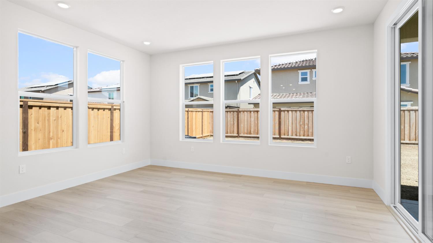 Detail Gallery Image 19 of 42 For 2509 Hamilton Dr, Lodi,  CA 95242 - 4 Beds | 3/1 Baths