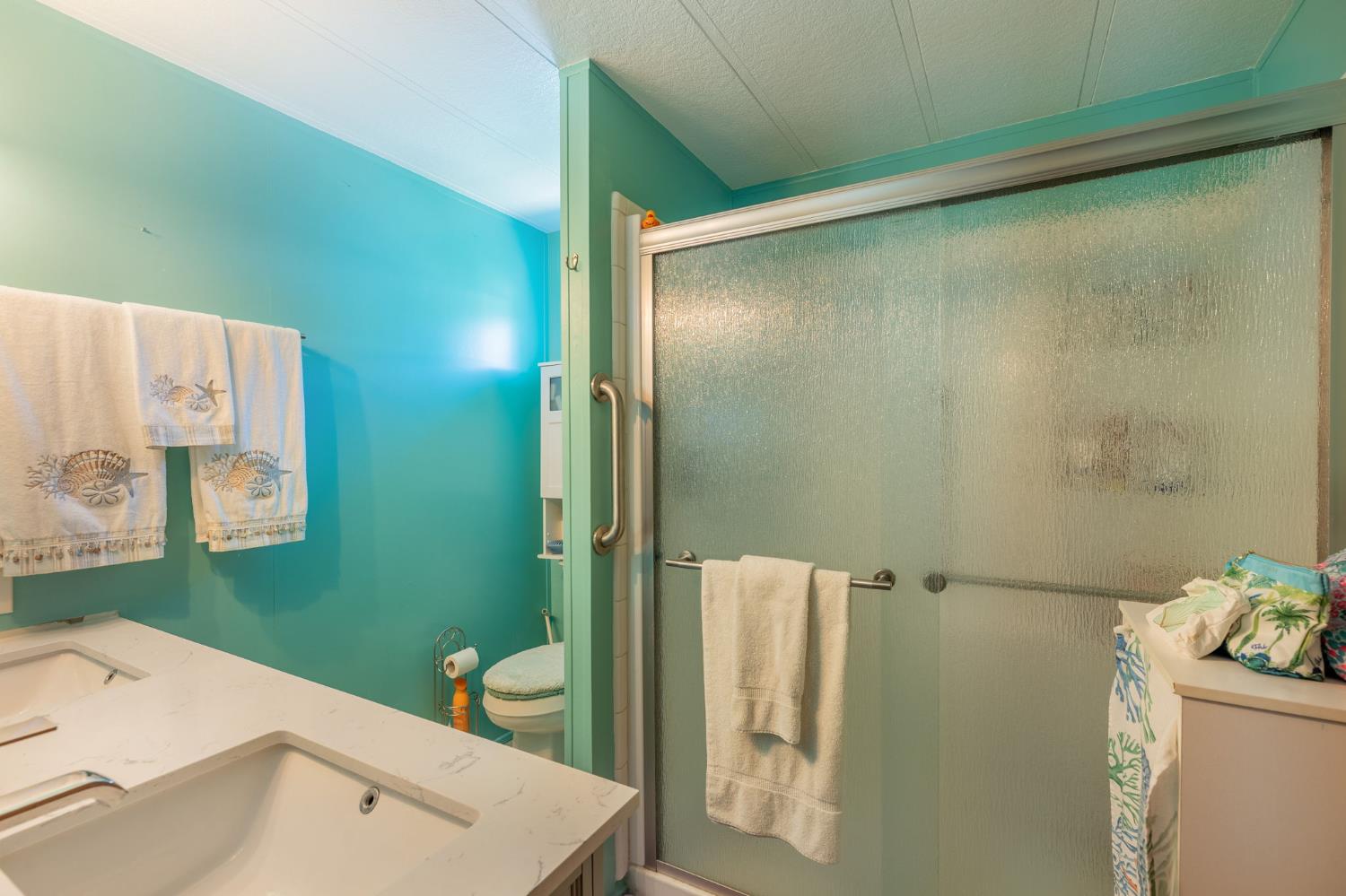 Detail Gallery Image 8 of 12 For 1605 Grass Valley Hwy 54, Auburn,  CA 95603 - 2 Beds | 1 Baths