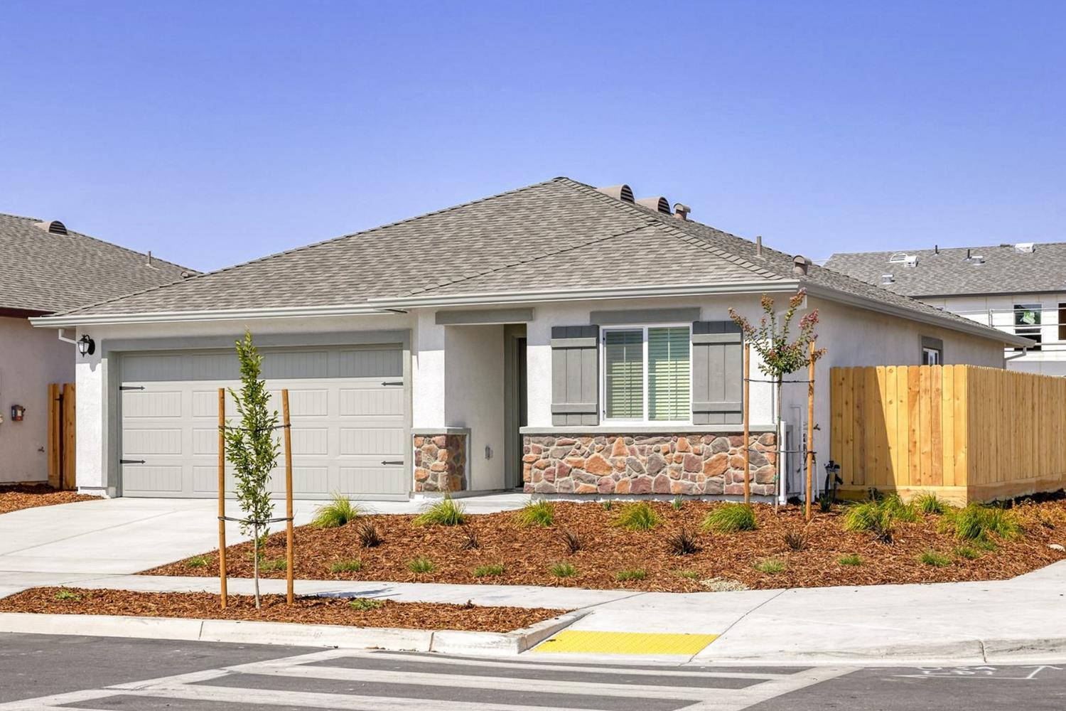 Detail Gallery Image 1 of 7 For 10413 Sabbath Ln, Stockton,  CA 95212 - 3 Beds | 2 Baths
