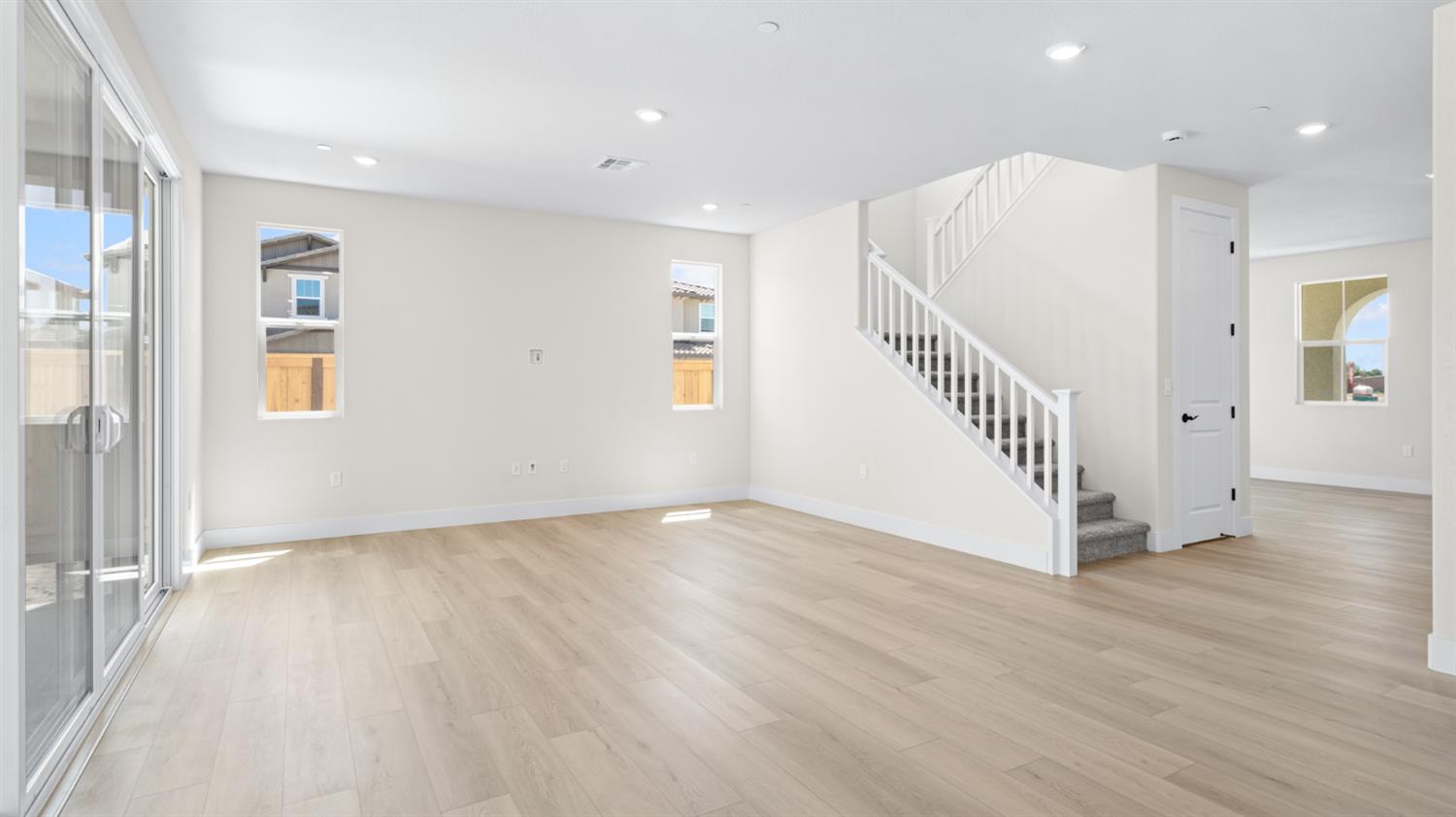 Detail Gallery Image 10 of 42 For 2509 Hamilton Dr, Lodi,  CA 95242 - 4 Beds | 3/1 Baths