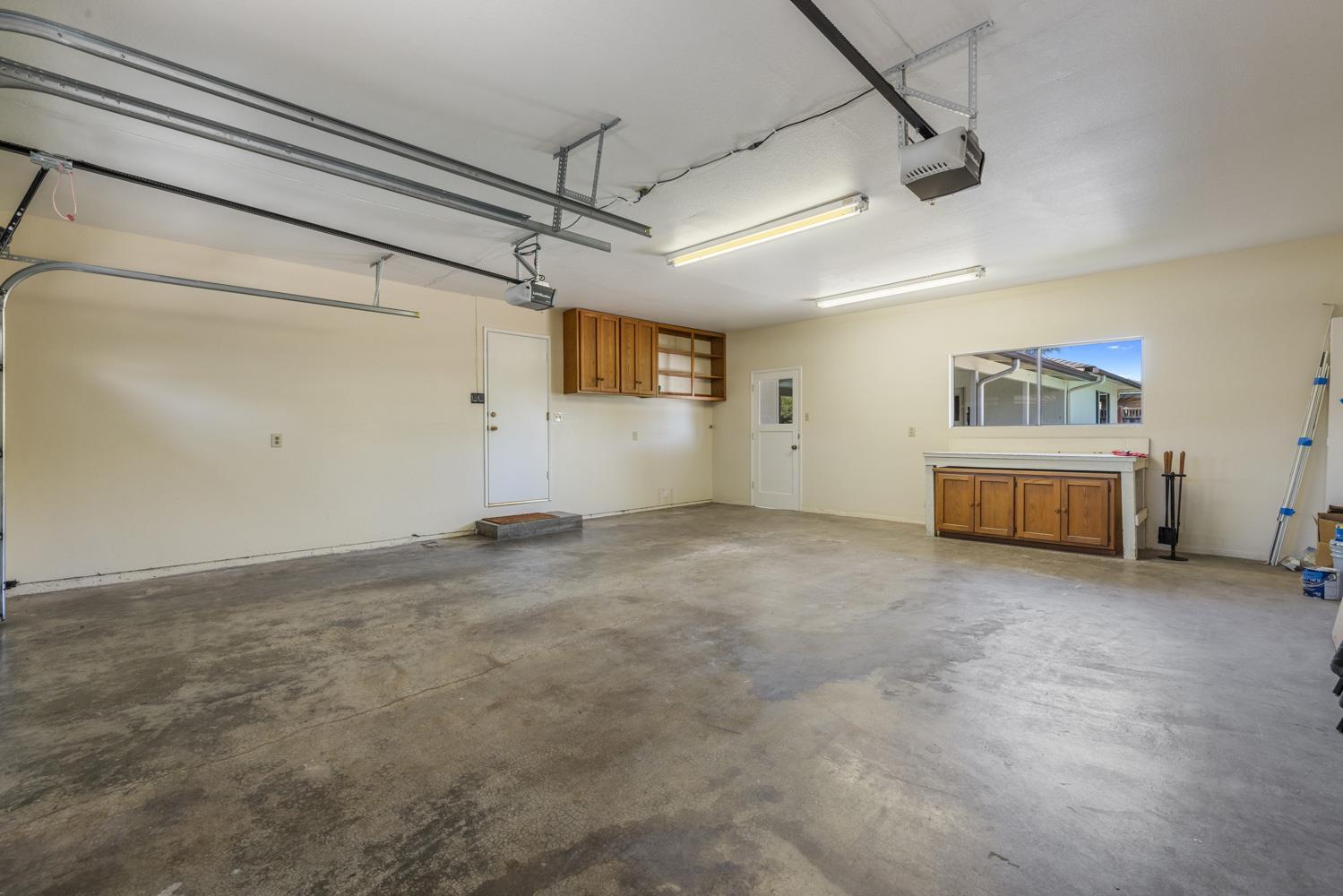 Meadowood Drive, Modesto, California image 36