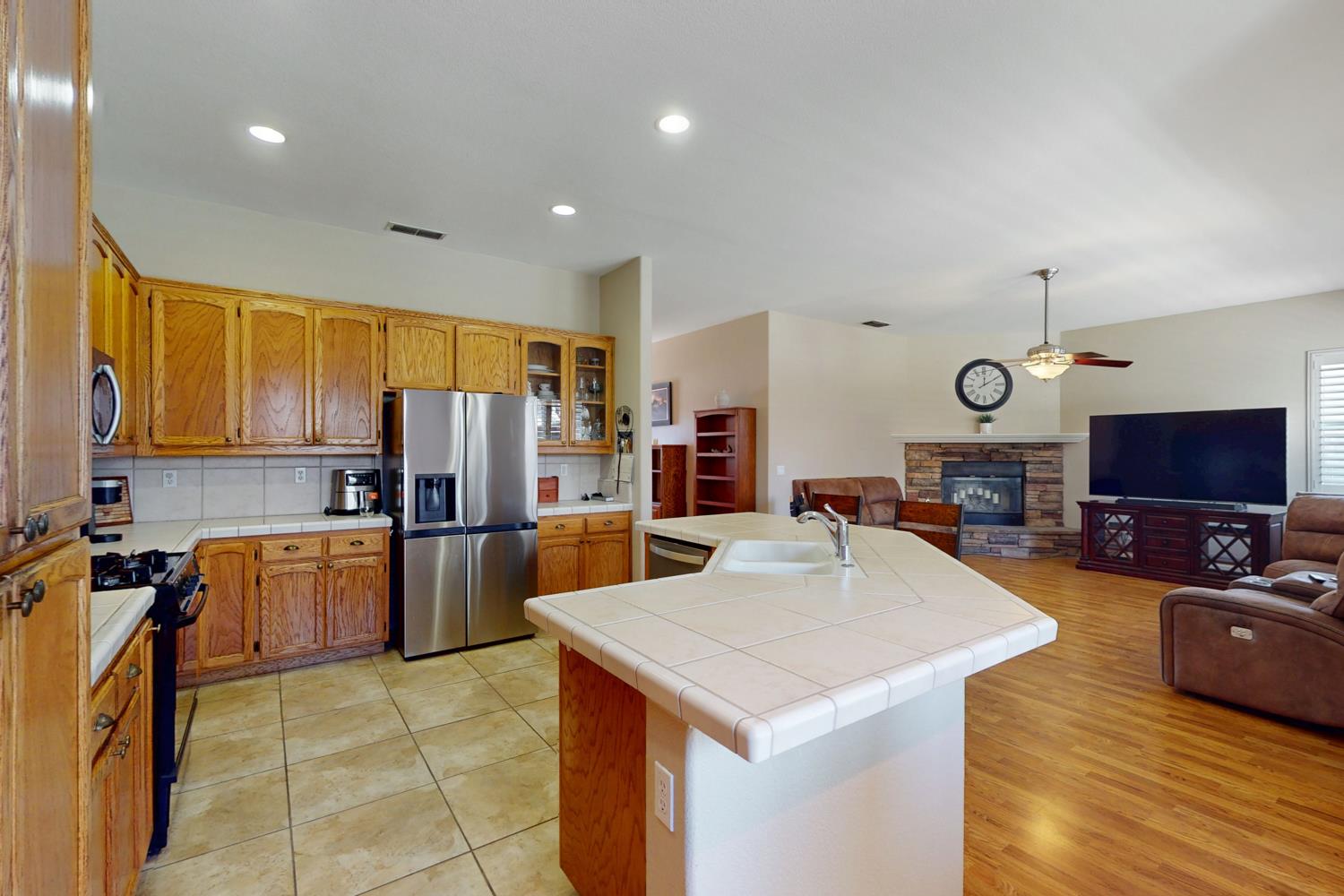 Detail Gallery Image 31 of 62 For 1871 Malkit Ct, Yuba City,  CA 95993 - 3 Beds | 2 Baths