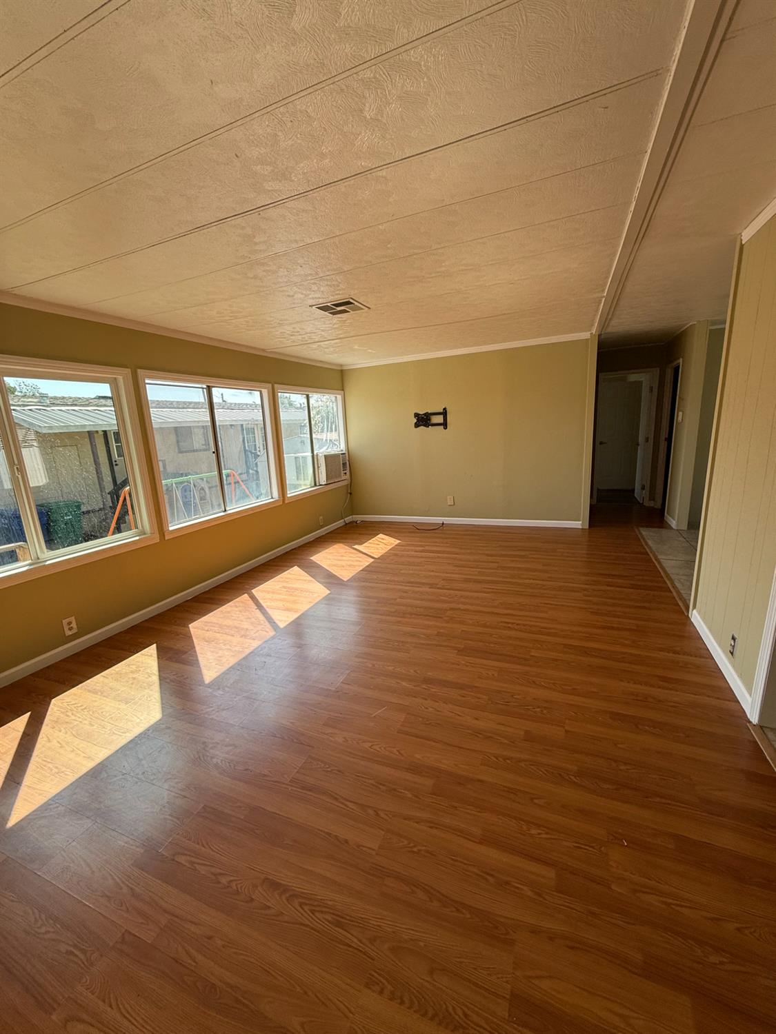 Detail Gallery Image 6 of 18 For 2151 E Pacheco Blvd 83, Los Banos,  CA 93635 - 3 Beds | 2 Baths