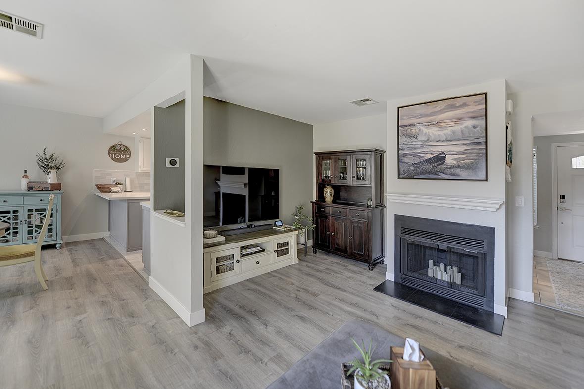 Detail Gallery Image 12 of 60 For 3745 Clayton Rd, Concord,  CA 94521 - 3 Beds | 2/1 Baths