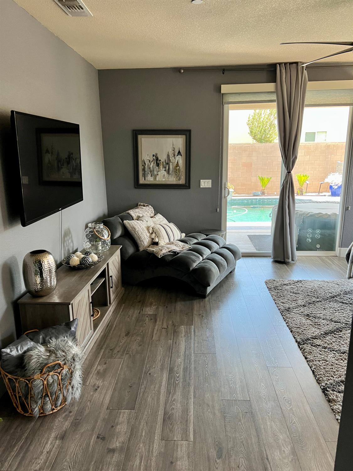 N Redington Avenue, Clovis, California image 8