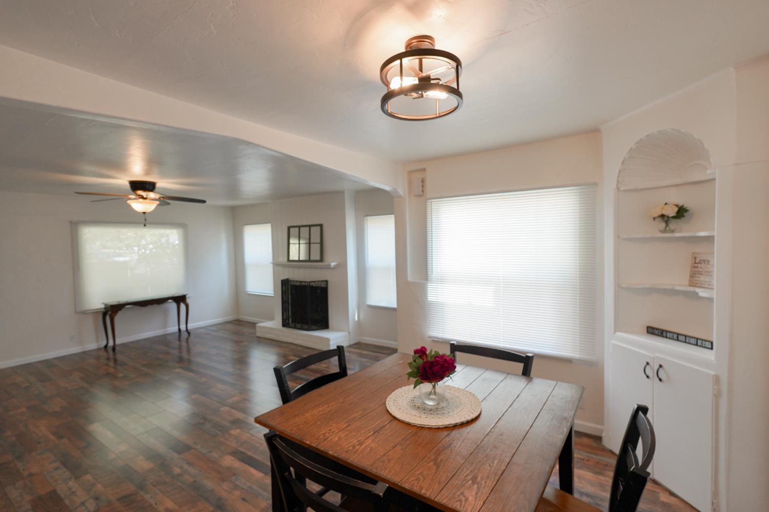 Detail Gallery Image 4 of 23 For 1590 1st St, Atwater,  CA 95301 - 2 Beds | 1 Baths