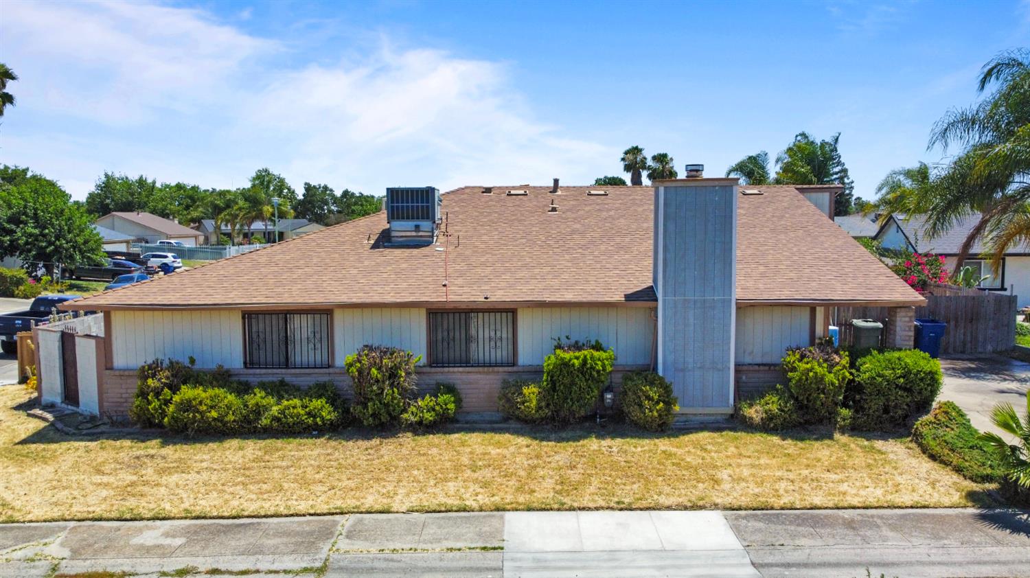 La Pamela Way, Sacramento, California image 1