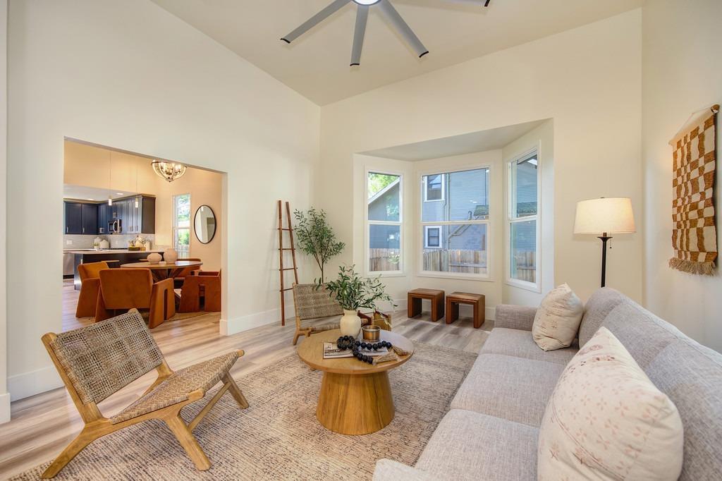 Detail Gallery Image 8 of 81 For 121 1st St, Woodland,  CA 95695 - – Beds | – Baths