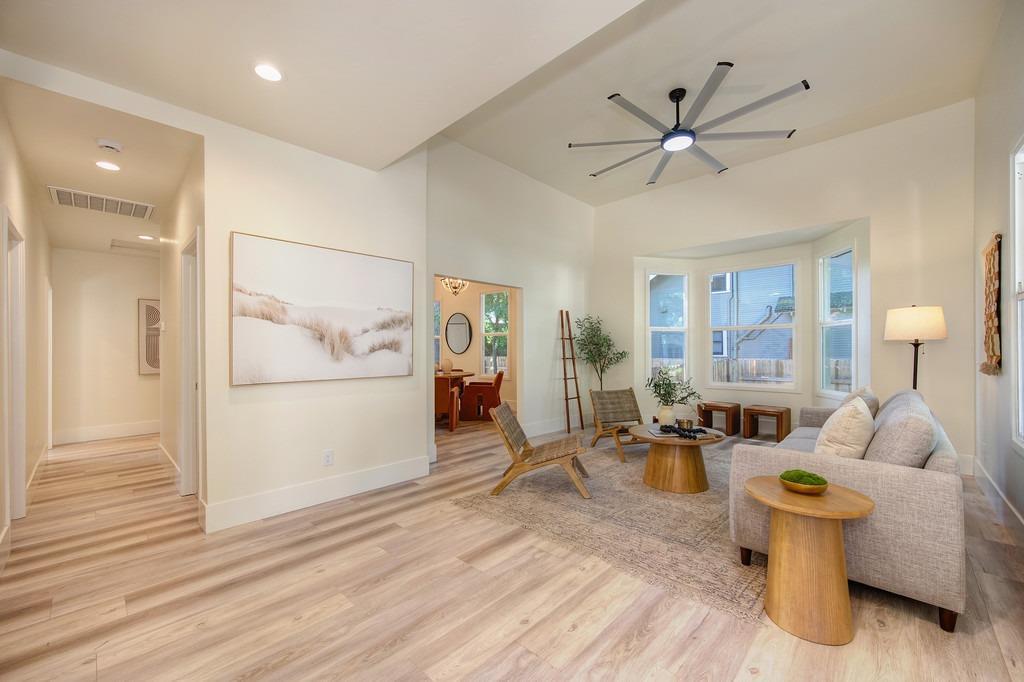 Detail Gallery Image 7 of 81 For 121 1st St, Woodland,  CA 95695 - – Beds | – Baths