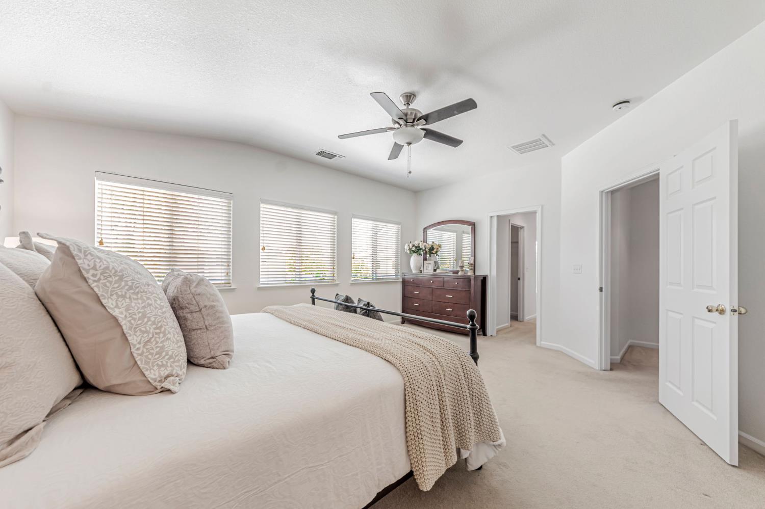 Detail Gallery Image 38 of 59 For 2314 Idaho Way, Yuba City,  CA 95991 - 4 Beds | 3 Baths
