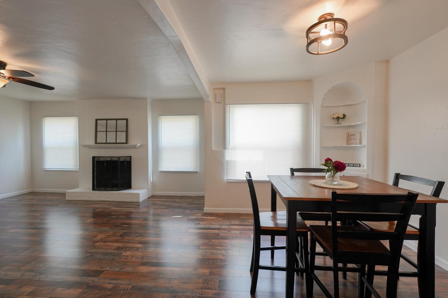 Detail Gallery Image 5 of 23 For 1590 1st St, Atwater,  CA 95301 - 2 Beds | 1 Baths