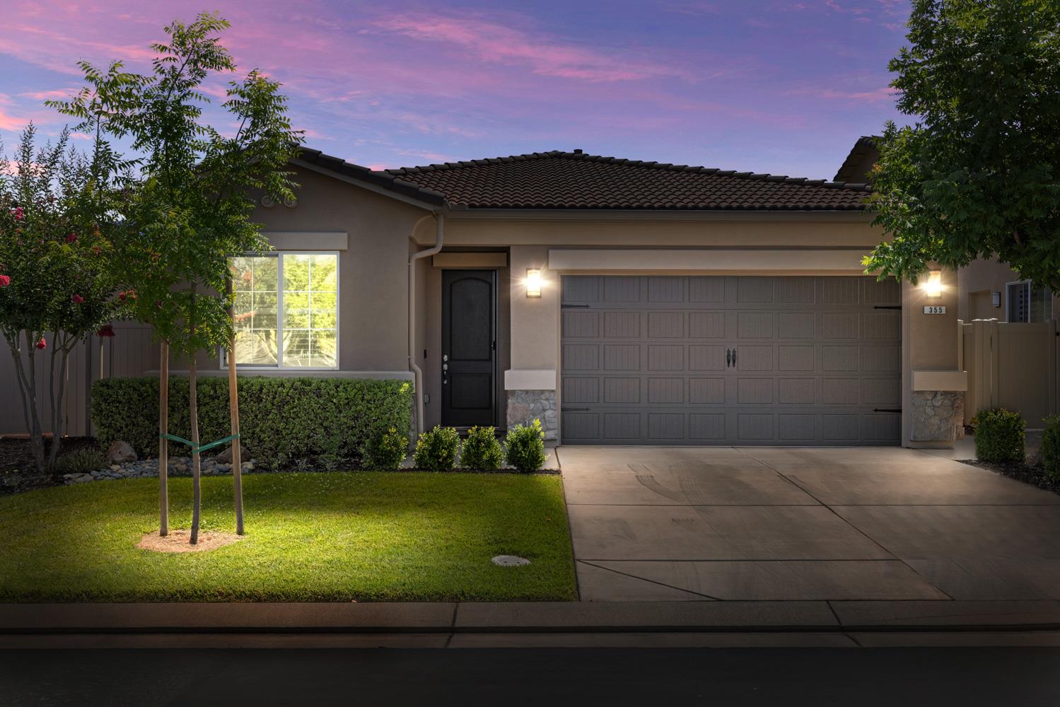 Detail Gallery Image 1 of 38 For 355 via Ziroli, Oakdale,  CA 95361 - 2 Beds | 2/1 Baths