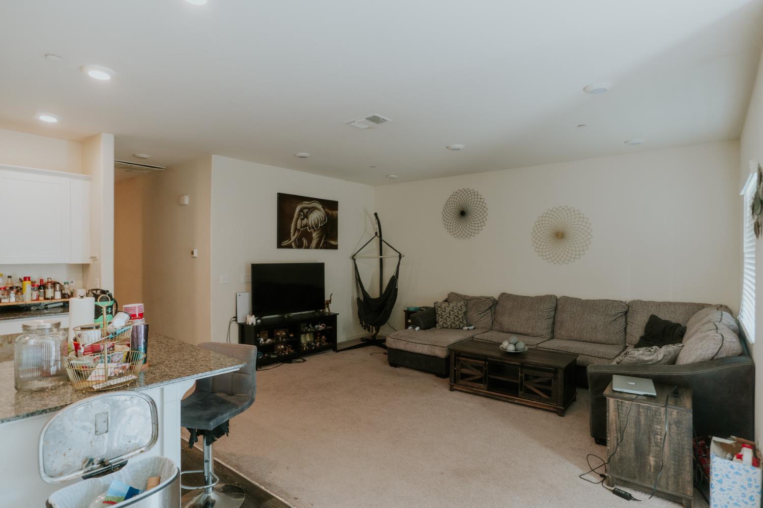 Detail Gallery Image 5 of 34 For 635 Pegasus Dr, Merced,  CA 95348 - 4 Beds | 2 Baths