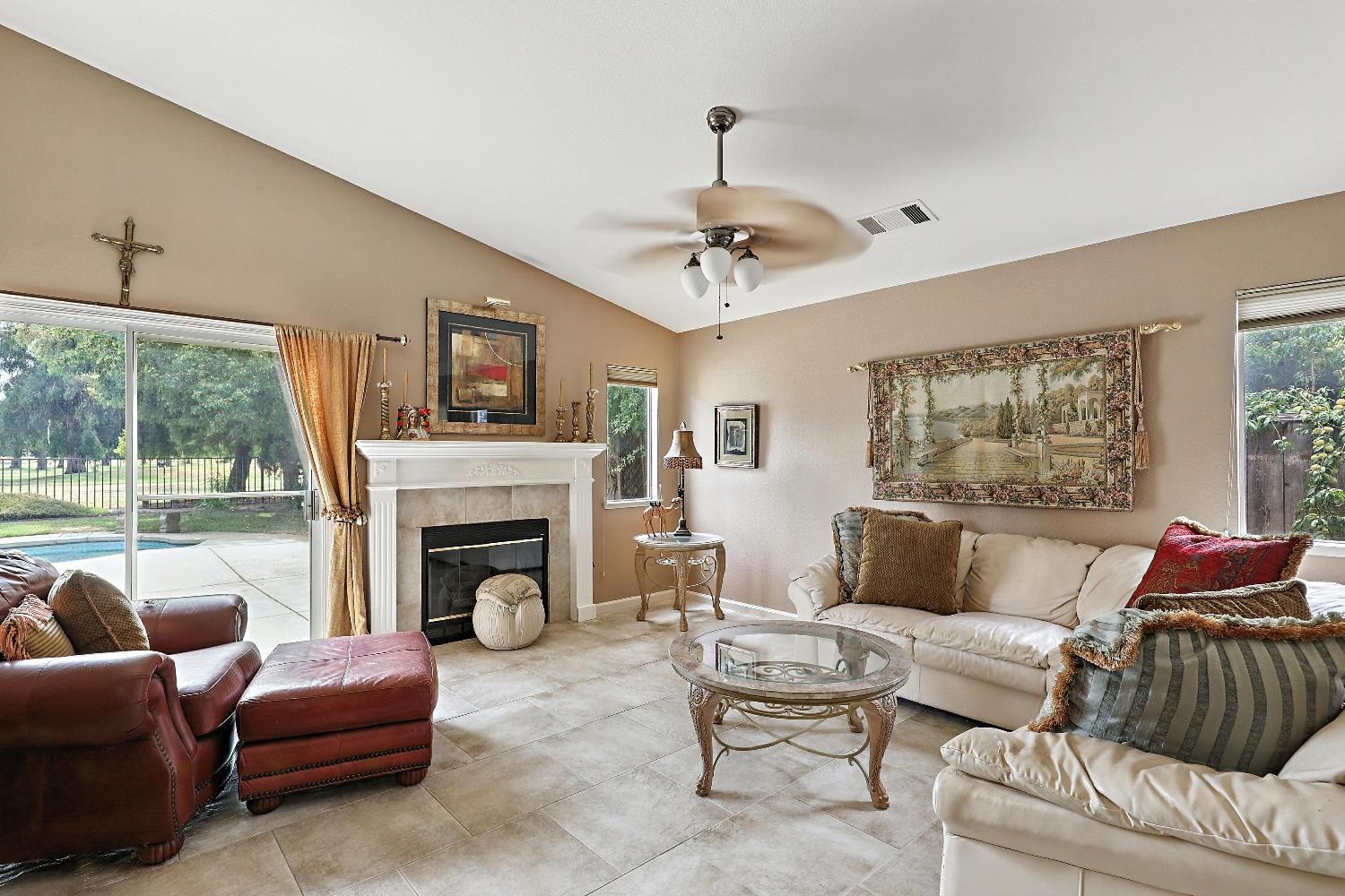 Detail Gallery Image 14 of 36 For 1620 Fairway Dr, Atwater,  CA 95301 - 4 Beds | 2 Baths