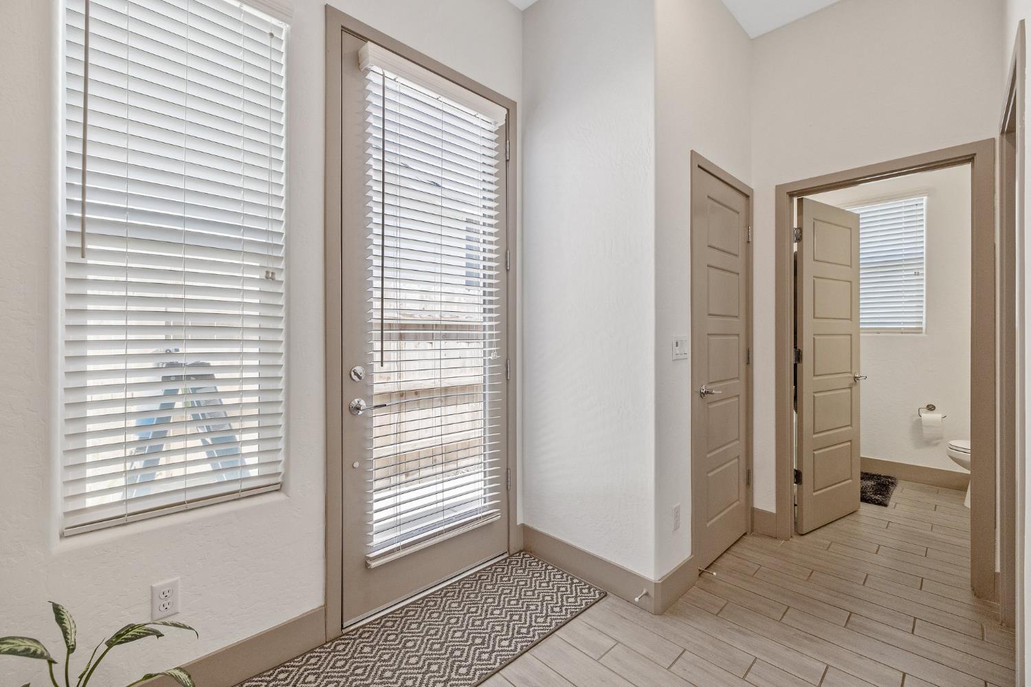 Detail Gallery Image 18 of 59 For 1938 N Frontier St, Hanford,  CA 93230 - 4 Beds | 3 Baths