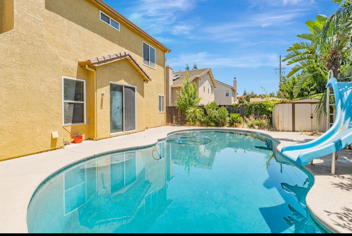 Detail Gallery Image 17 of 20 For 772 Wynyard Cir, Manteca,  CA 95337 - 4 Beds | 3 Baths