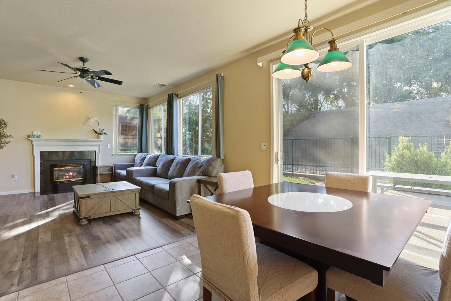 Detail Gallery Image 24 of 60 For 4240 Pinehurst Cir, Stockton,  CA 95219 - 4 Beds | 3 Baths