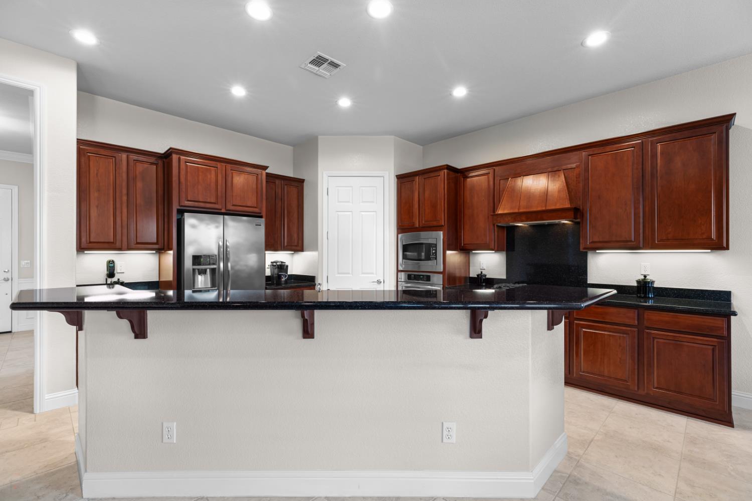Detail Gallery Image 24 of 97 For 1377 Cobblecreek St, Manteca,  CA 95336 - 2 Beds | 2/1 Baths