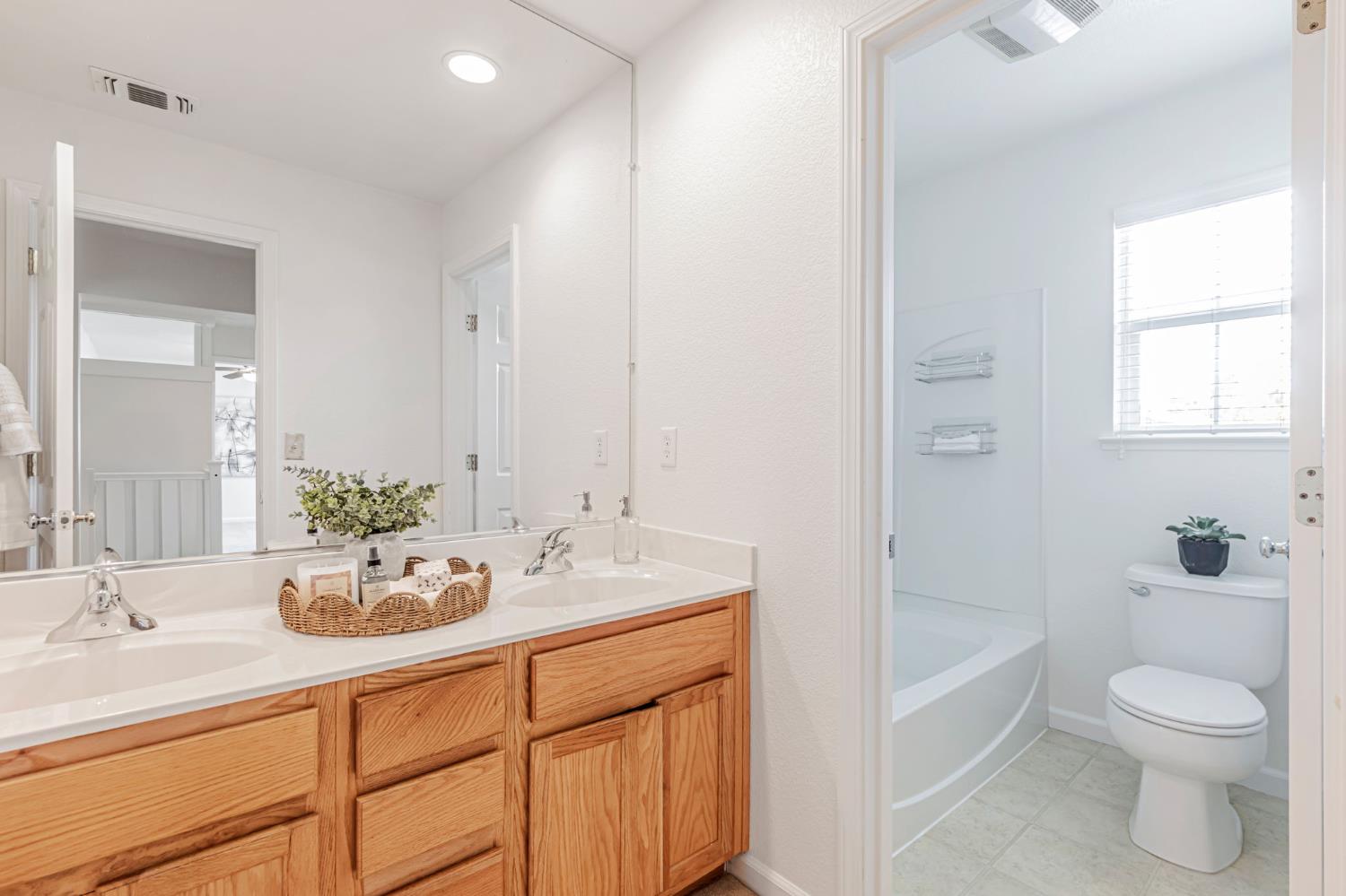 Detail Gallery Image 48 of 59 For 2314 Idaho Way, Yuba City,  CA 95991 - 4 Beds | 3 Baths
