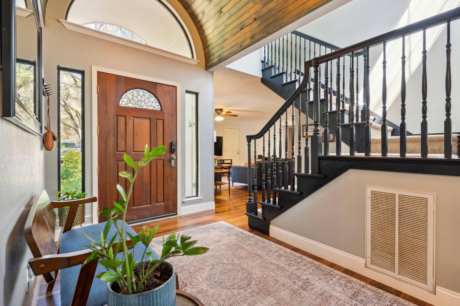 Detail Gallery Image 4 of 70 For 788 Pennsylvania Gulch Rd, Murphys,  CA 95247 - 4 Beds | 3 Baths