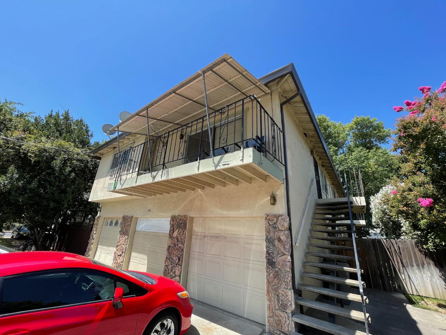 Detail Gallery Image 4 of 4 For 648 California St, Woodland,  CA 95695 - – Beds | – Baths