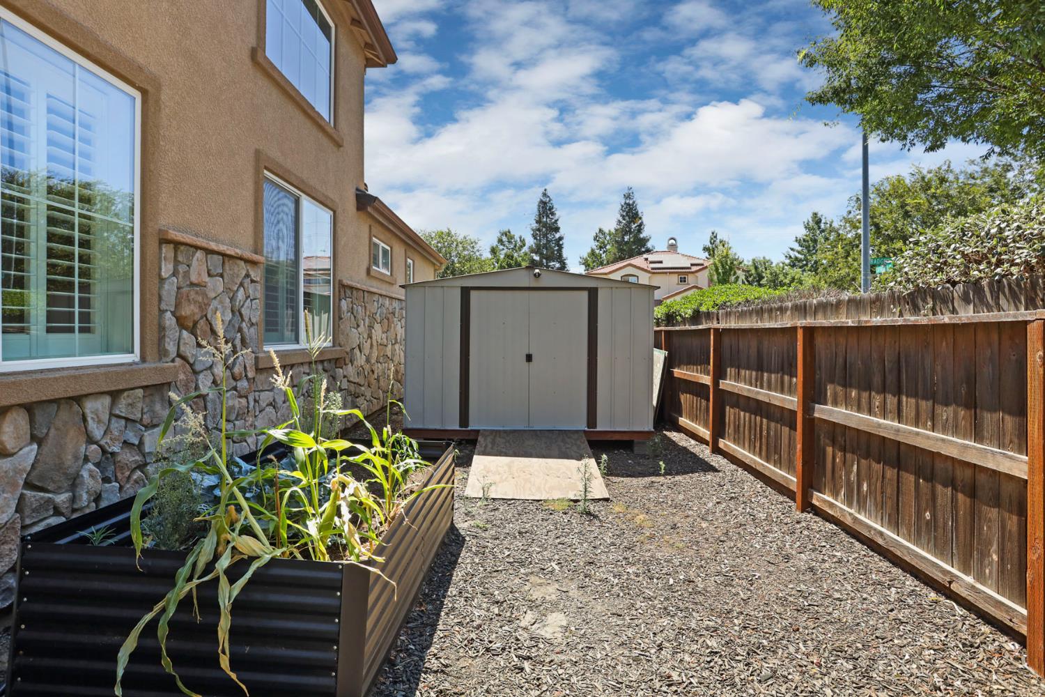 Detail Gallery Image 56 of 62 For 1524 Badger Way, Tracy,  CA 95304 - 4 Beds | 4 Baths