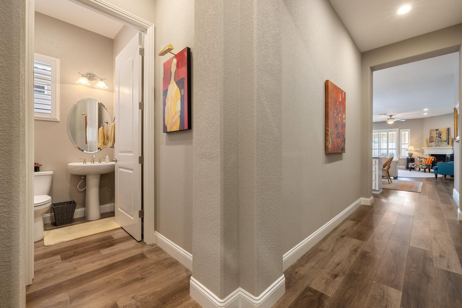 Detail Gallery Image 10 of 38 For 355 via Ziroli, Oakdale,  CA 95361 - 2 Beds | 2/1 Baths