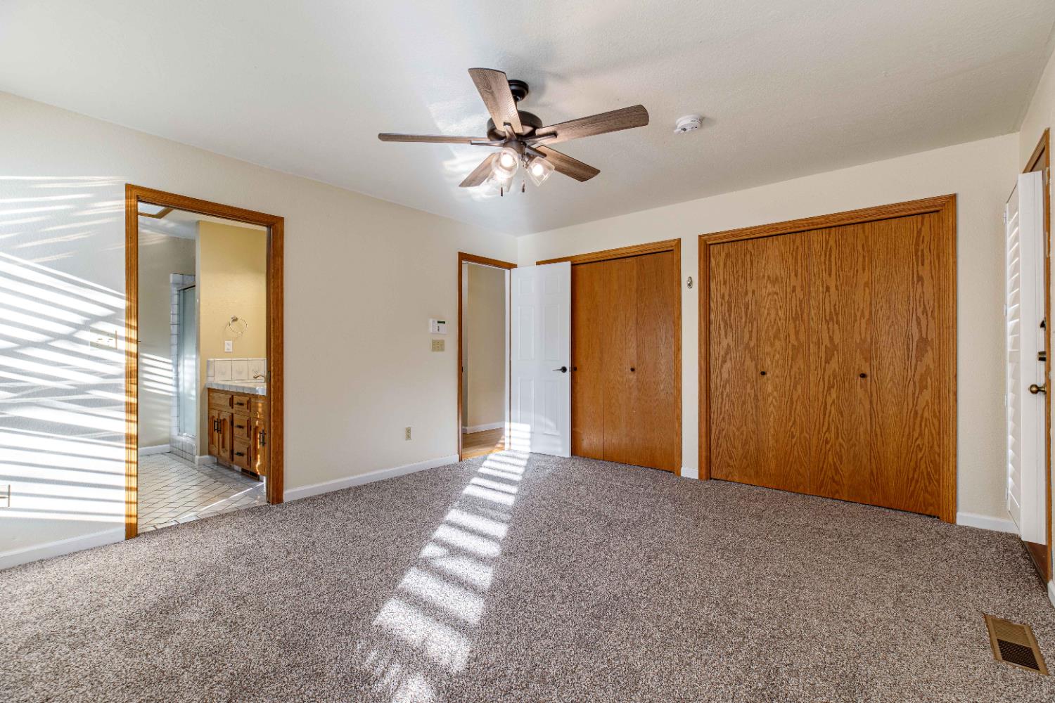 Detail Gallery Image 14 of 28 For 2408 Van Valin Pl, Modesto,  CA 95356 - 5 Beds | 2/1 Baths