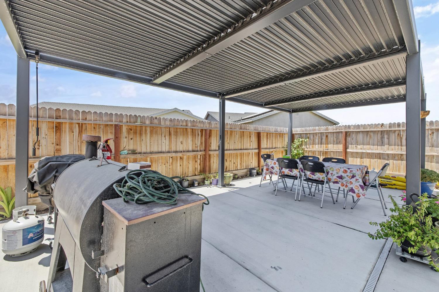 Detail Gallery Image 54 of 59 For 1938 N Frontier St, Hanford,  CA 93230 - 4 Beds | 3 Baths