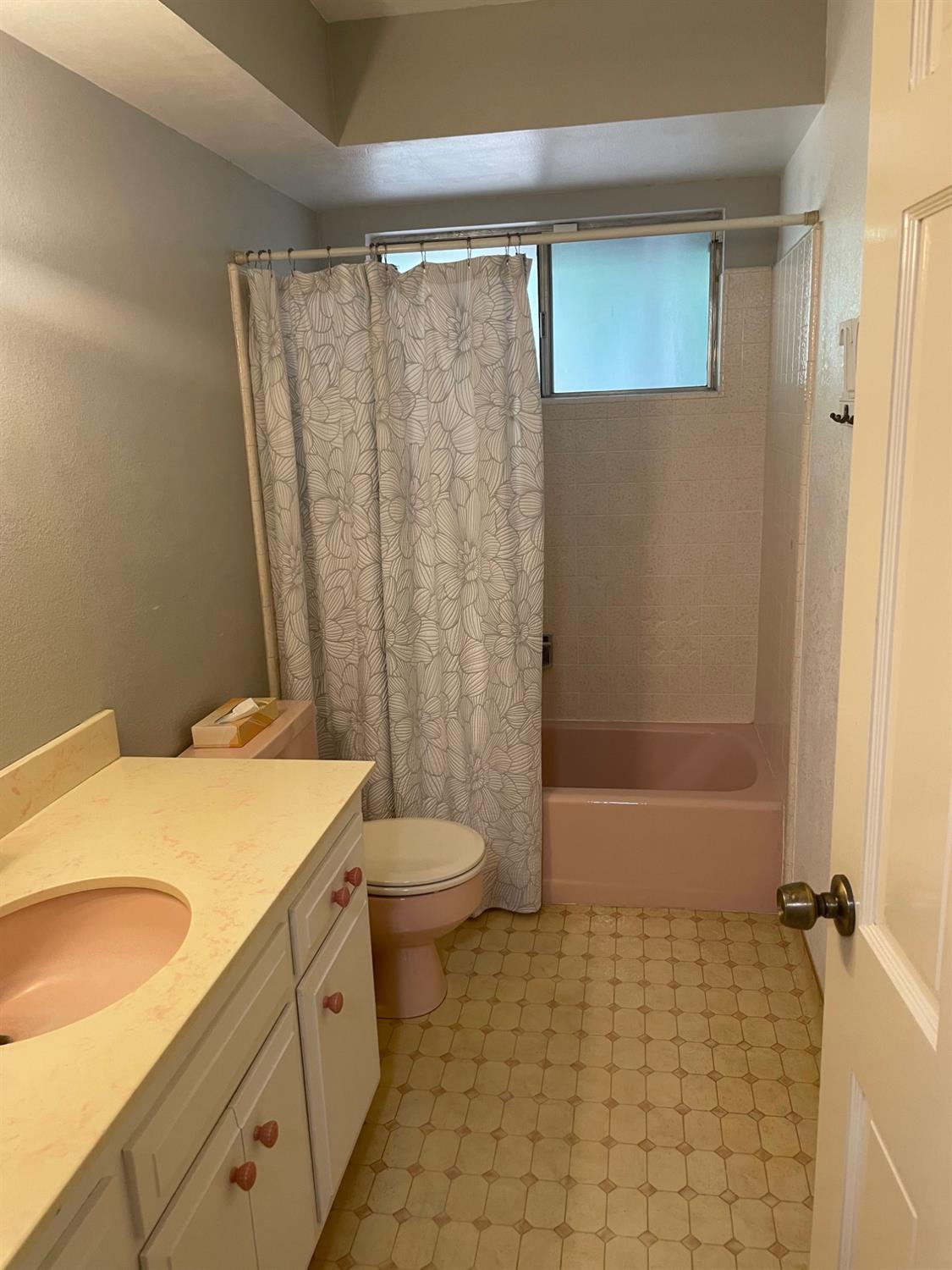 Detail Gallery Image 20 of 42 For 3444 Concetta Way, Sacramento,  CA 95821 - 3 Beds | 2/1 Baths