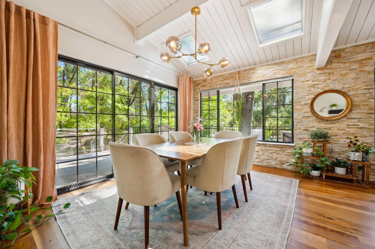 Detail Gallery Image 7 of 70 For 788 Pennsylvania Gulch Rd, Murphys,  CA 95247 - 4 Beds | 3 Baths