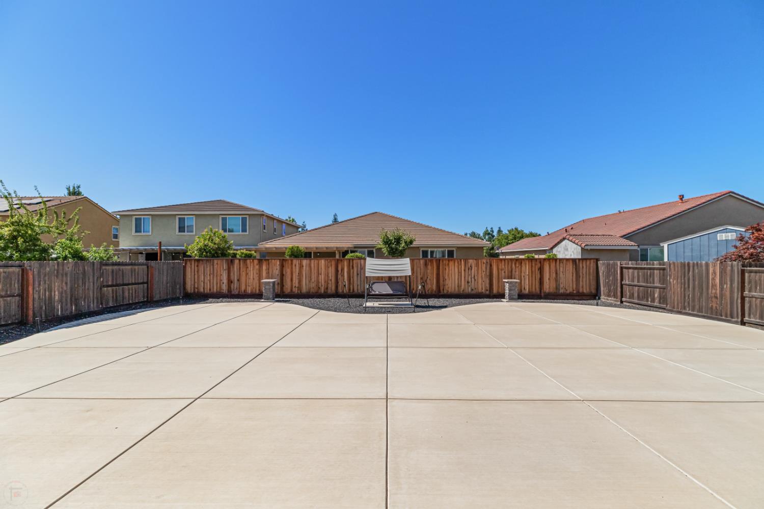 Detail Gallery Image 62 of 86 For 870 Storybook St, Manteca,  CA 95337 - 4 Beds | 3/1 Baths