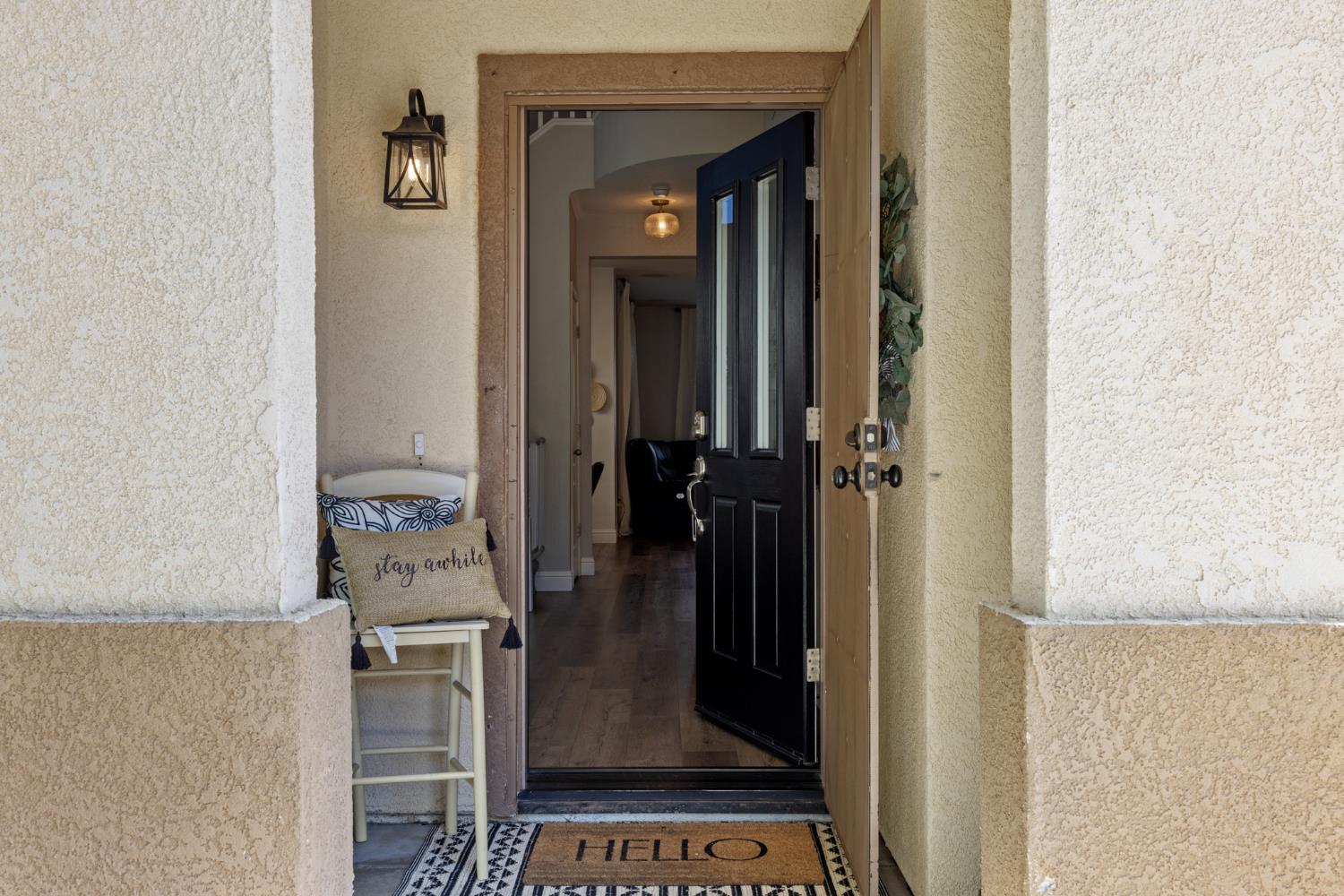 Detail Gallery Image 4 of 39 For 2312 Mountain Springs Dr, Turlock,  CA 95382 - 4 Beds | 3 Baths