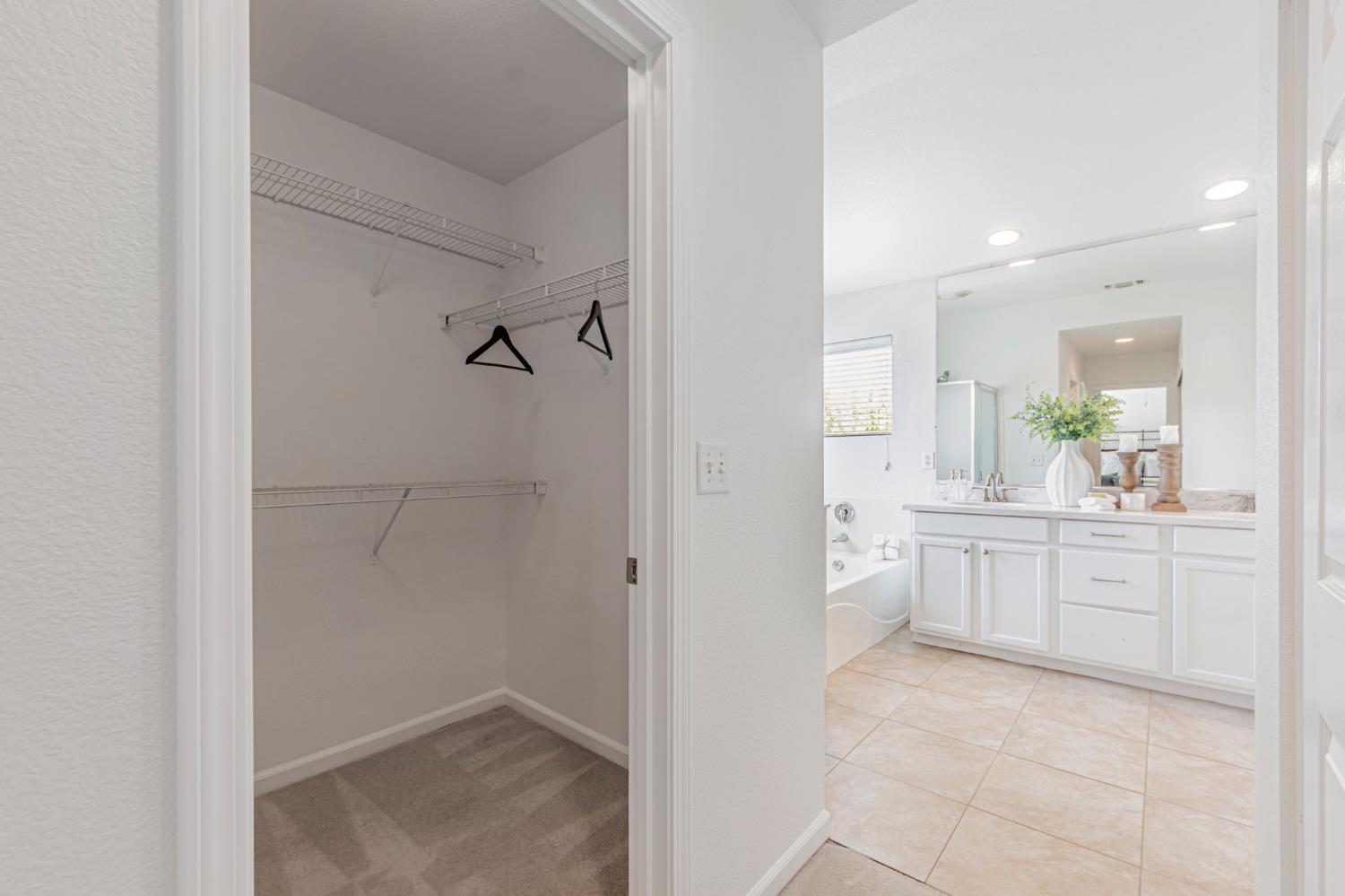 Detail Gallery Image 44 of 59 For 2314 Idaho Way, Yuba City,  CA 95991 - 4 Beds | 3 Baths